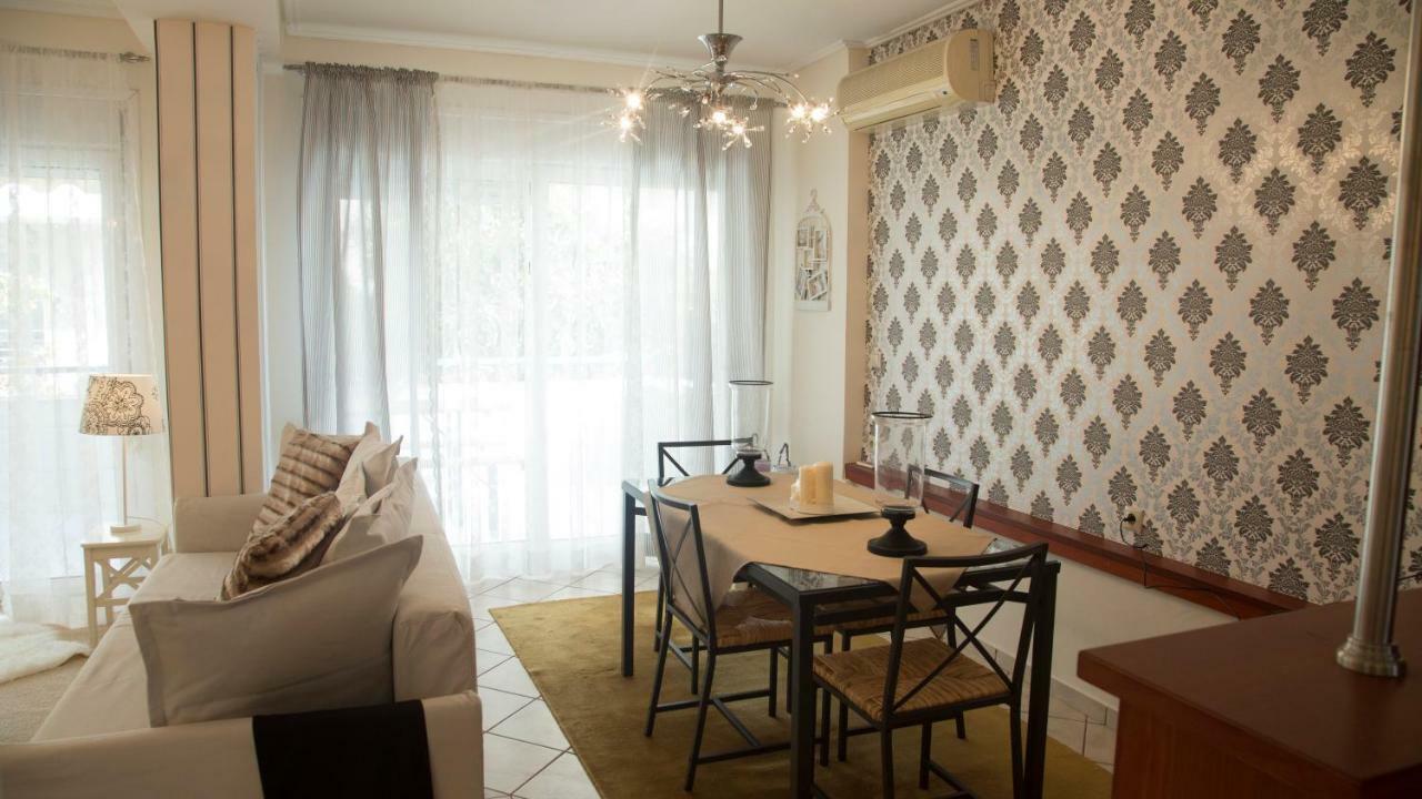Luxury City Center Apartment Калампака Экстерьер фото