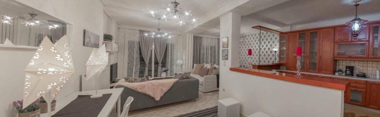 Luxury City Center Apartment Калампака Экстерьер фото