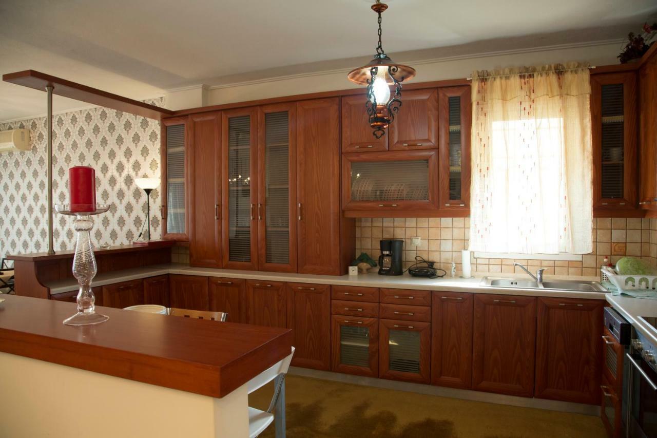 Luxury City Center Apartment Калампака Экстерьер фото